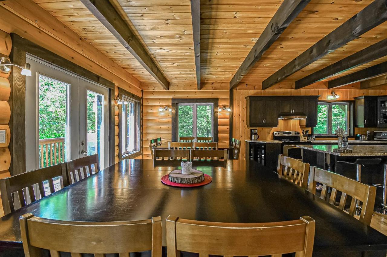Brown Bear Lodge Brownsburg Exterior foto